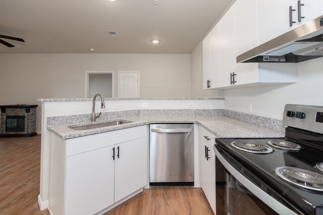 Building Photo - 211 Harmony Mdws Ct
