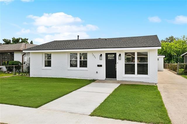 Building Photo - 1221 Gaudet Dr