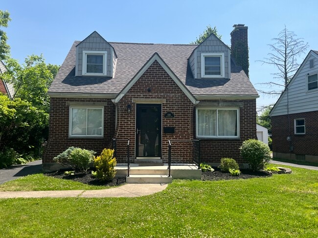 Primary Photo - 1016 Hampshire Rd