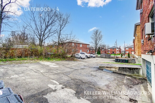 Building Photo - 3914 E Gatewood-4