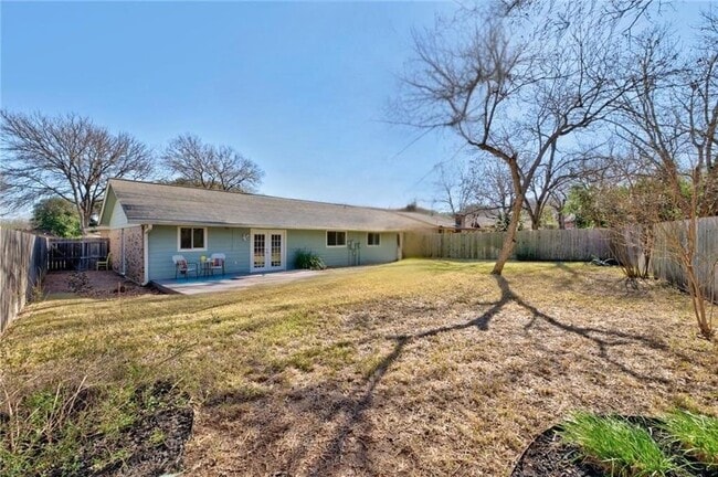 Building Photo - 1310 Radam Cir