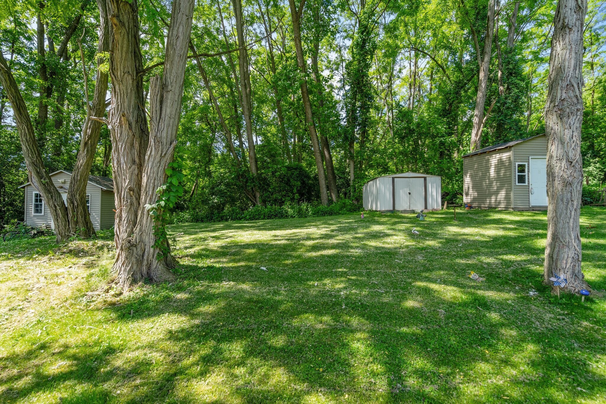 Building Photo - 196 Mount Hope Dr