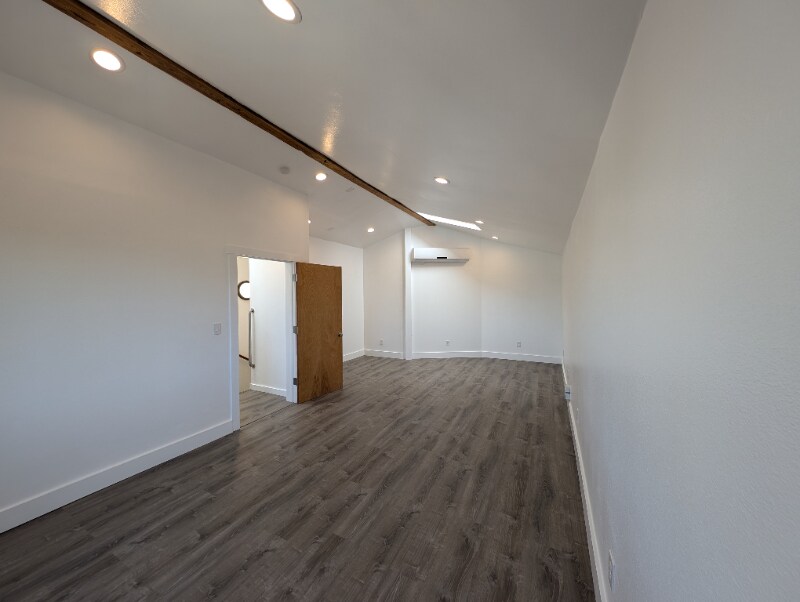 Building Photo - 5407 Bancroft Ave