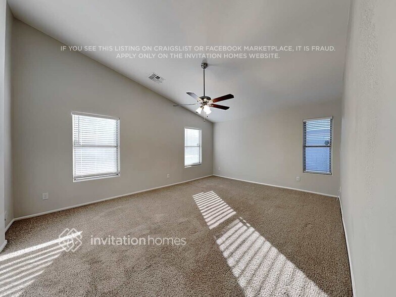 Building Photo - 29467 N Candlewood Dr