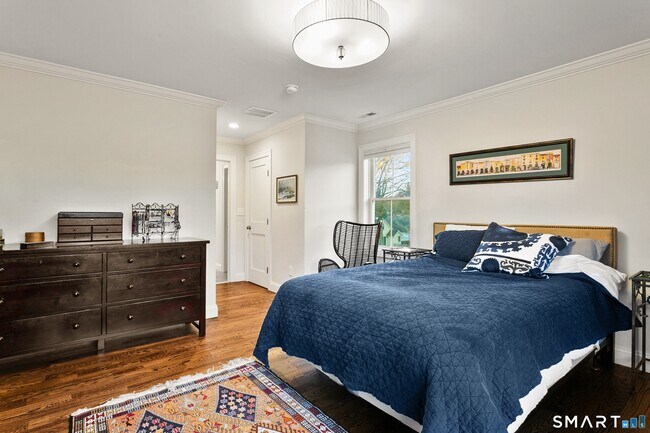 Building Photo - 210 High Ridge Ave