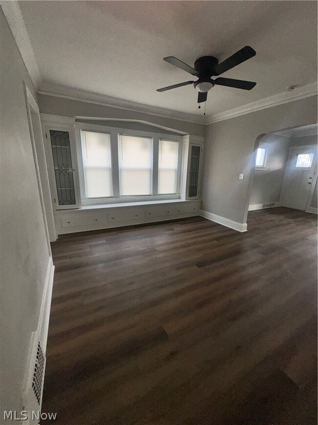 Building Photo - 1842 Colonnade Rd