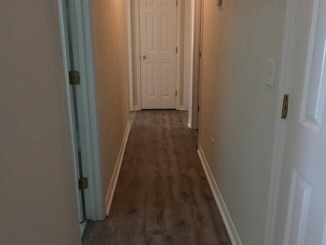 Hallway - 5168 Taylor Ave