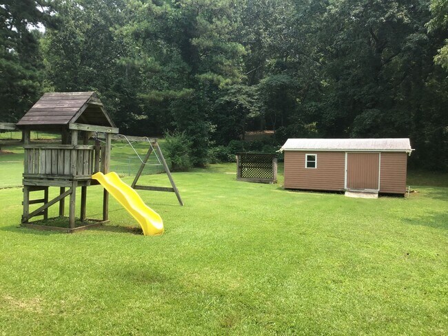 Building Photo - Dorsett6863