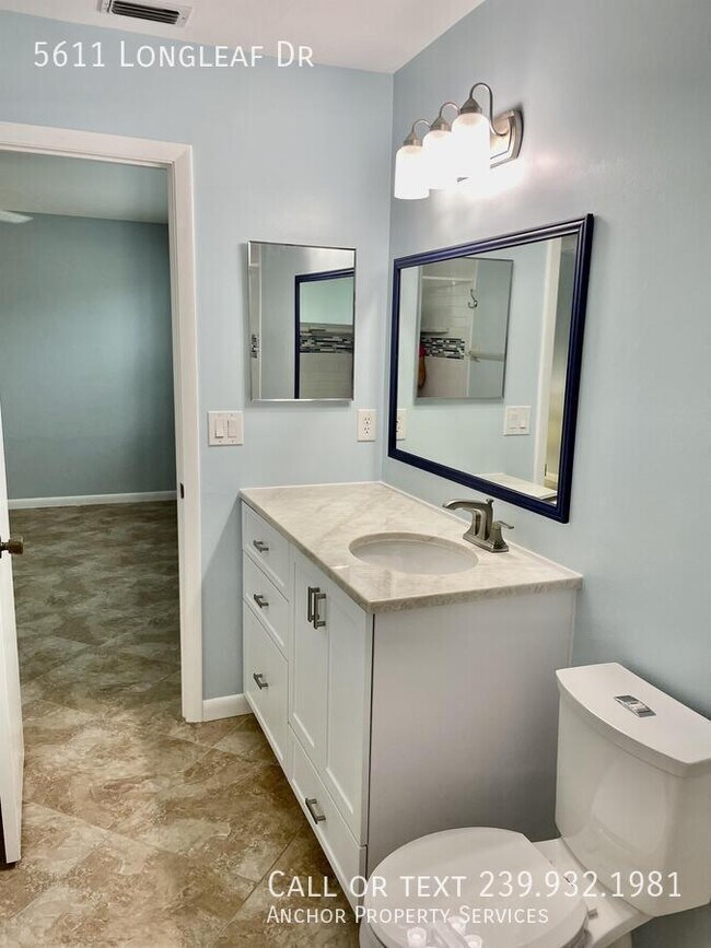 Building Photo - 5611 Longleaf Dr