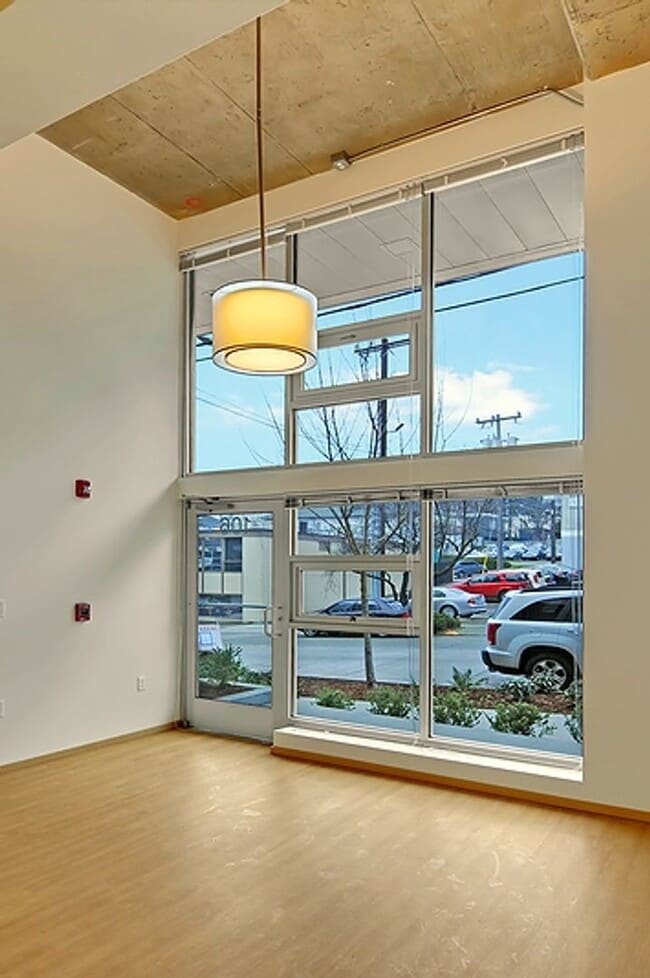 Interior Photo - H2O Apartments