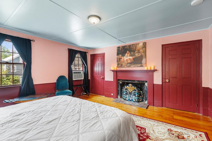 Building Photo - 25 Becket St