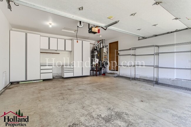 Building Photo - Charming & Spacious 3-Bed, 2-Bath Home in Peaceful North Plains!