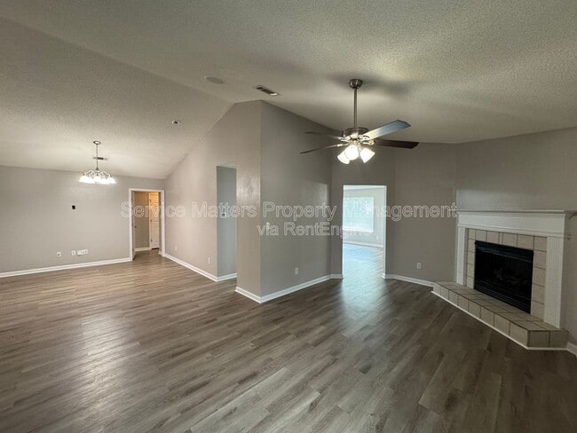 Building Photo - 5079 Cocoa Dr