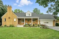 Building Photo - 108 Napoleon Dr