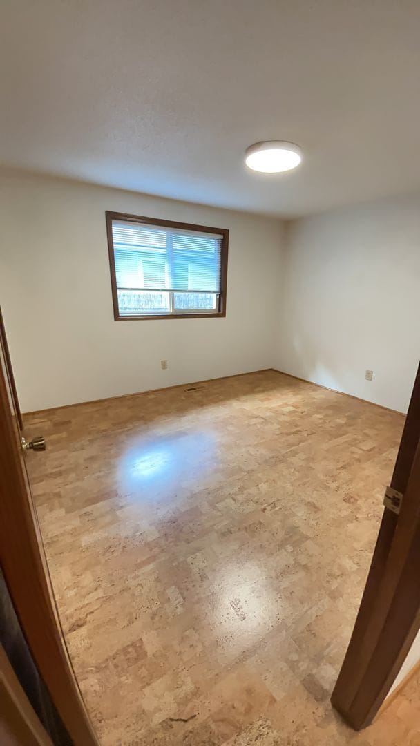 Building Photo - Lovely 3 Bedroom Home with Privacy and Pat...