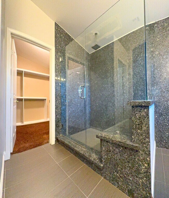 Building Photo - Fully renovated with a contemporary flair ...