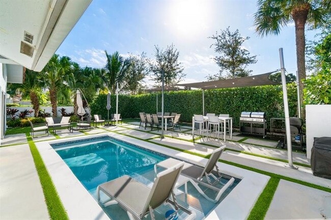 Primary Photo - 2058 NW 52nd St