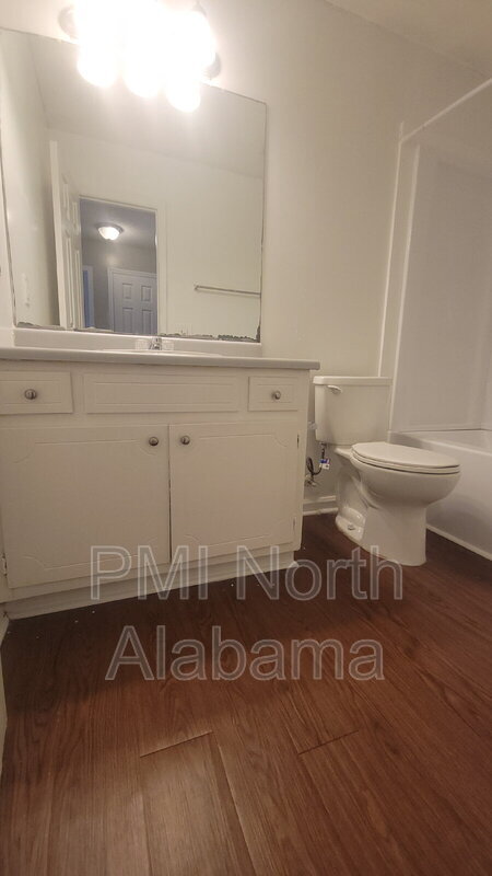 Building Photo - 1506 Ascent Trail NW