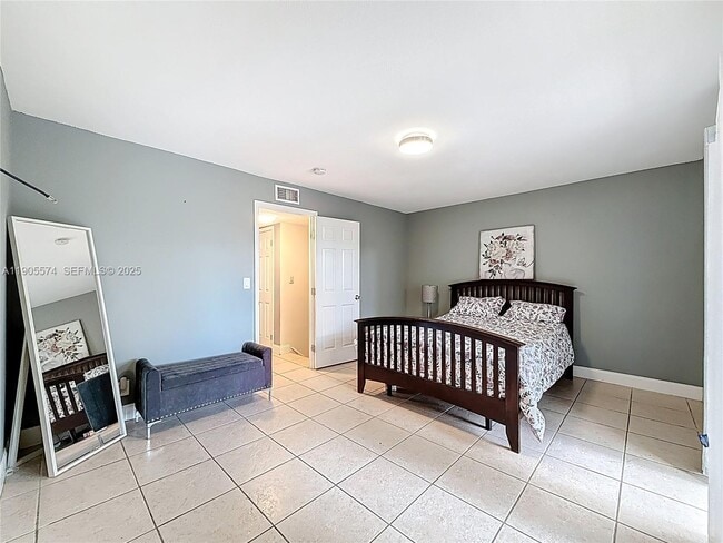 Building Photo - 2686 NW 60th Way