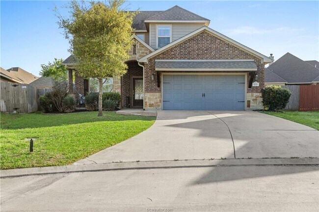 Building Photo - 2 Story Home in Castlegate II Neighborhood