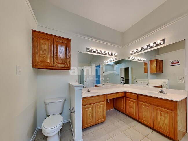 Building Photo - 1481 Apenzell Ln