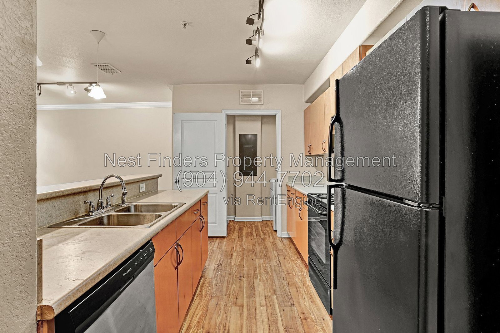 Building Photo - 8290 Gate Pkwy W