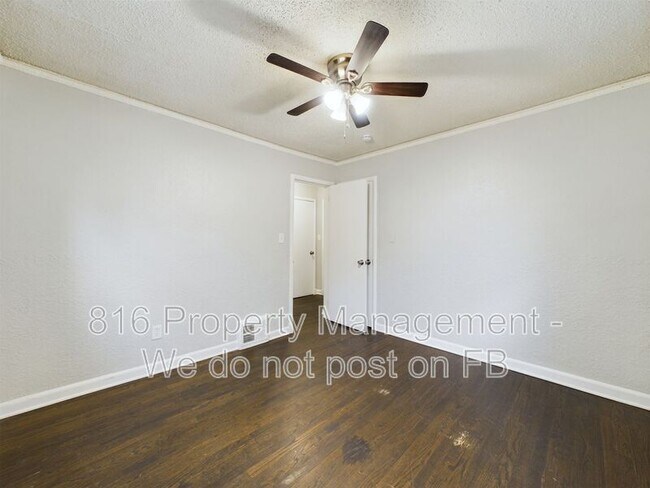 Building Photo - 5015 E 40th St