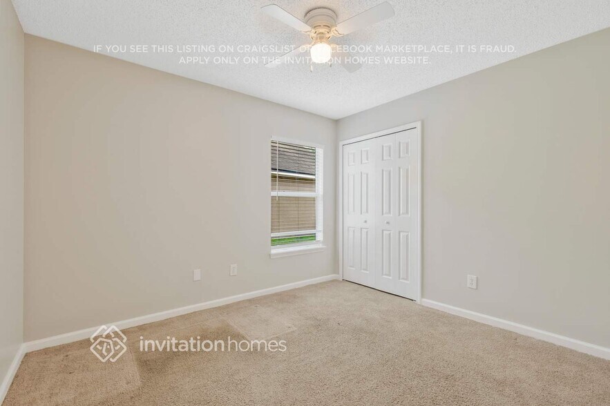 Building Photo - 921 Mineral Creek Dr