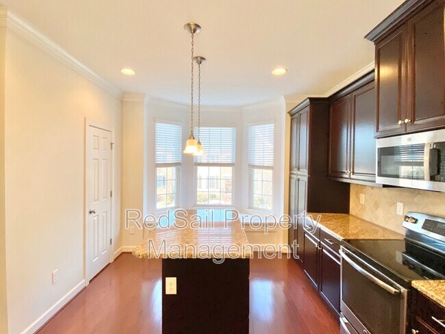 Building Photo - 116 Peyton Randolph Dr