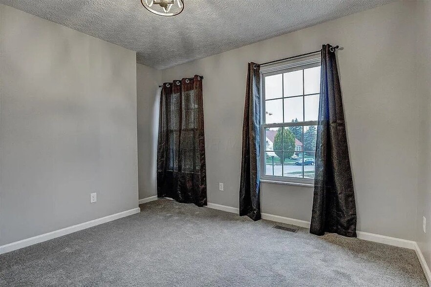 Building Photo - 1962 Manley Way