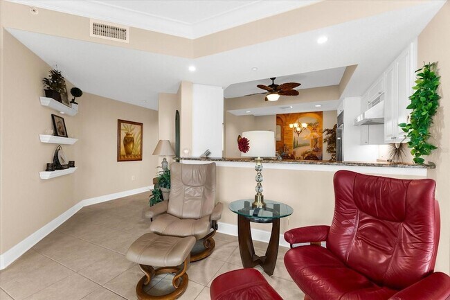 Building Photo - 14041 Bellagio Way