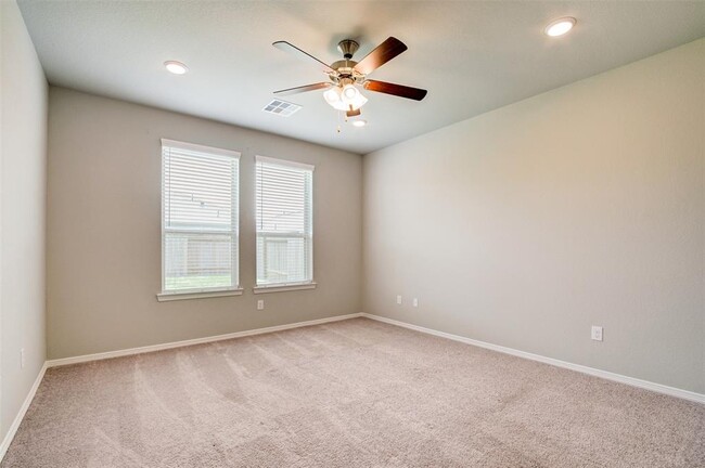 Building Photo - 25607 Northpark Spruce Dr