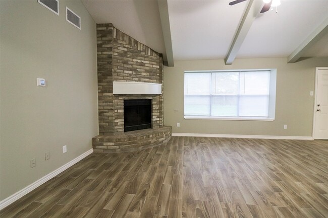 Building Photo - 2706 Orion Dr