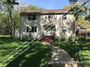 Building Photo - 107 S Duluth Ave