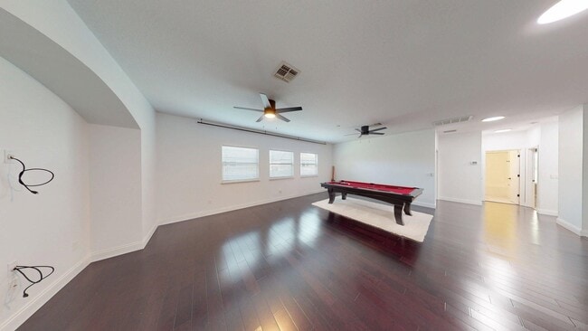 Building Photo - 6 BR  5 BA  LUXURY POOL HOME -  Fells Landing Subdivision- Minutes to Medical City!