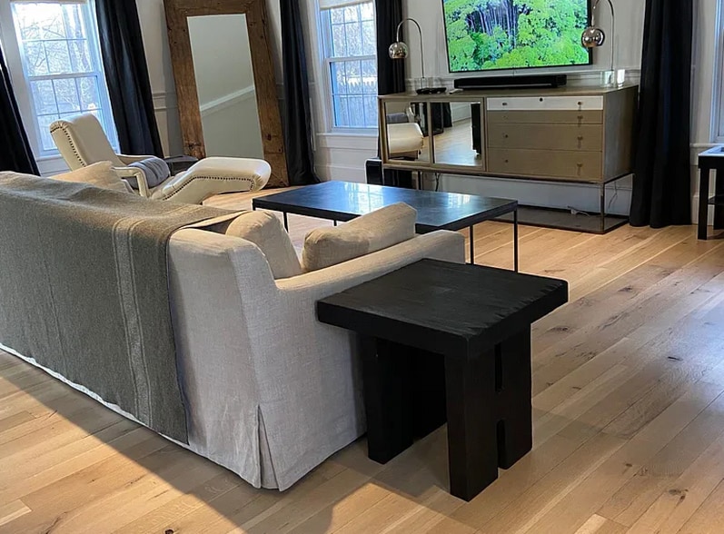 Living room - 41 Howe St