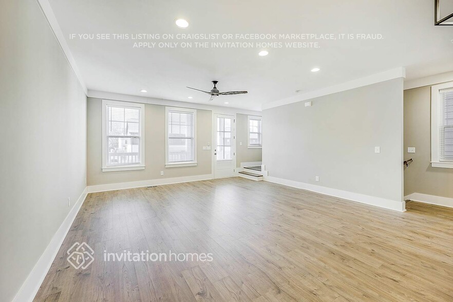 Building Photo - 647 Vernon Ave