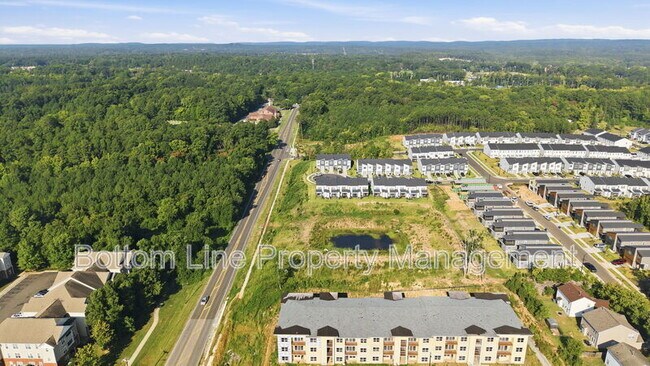 Building Photo - 2000 Titanium Rock Rd
