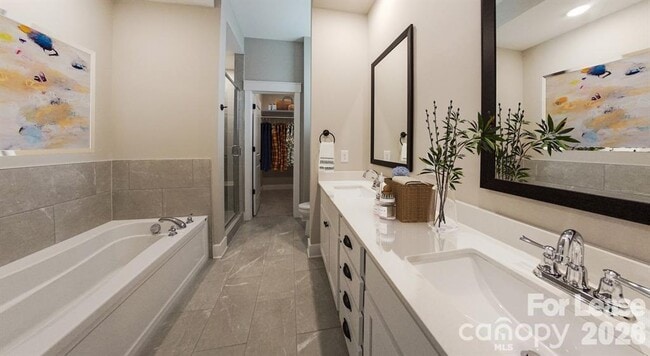 Building Photo - 17014 Fairmount Way