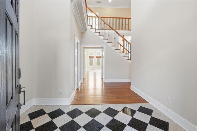 Building Photo - 250 Fieldsborn Ct NE