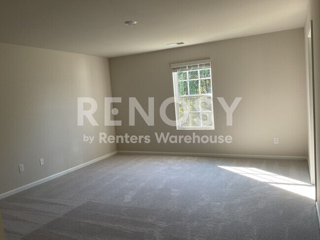 Building Photo - 10203 Chatham Run Ln