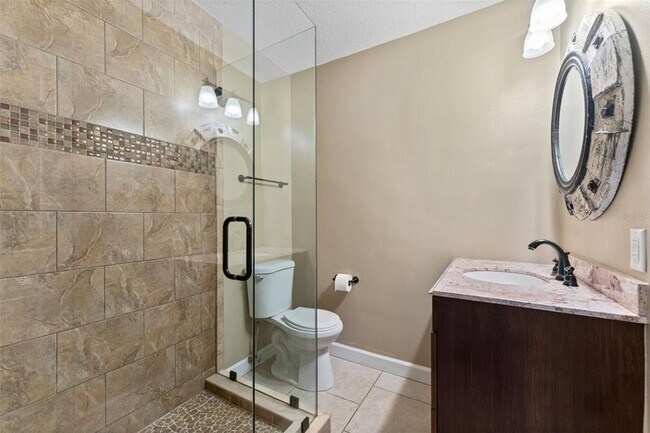 Building Photo - 4008 W Swann Ave