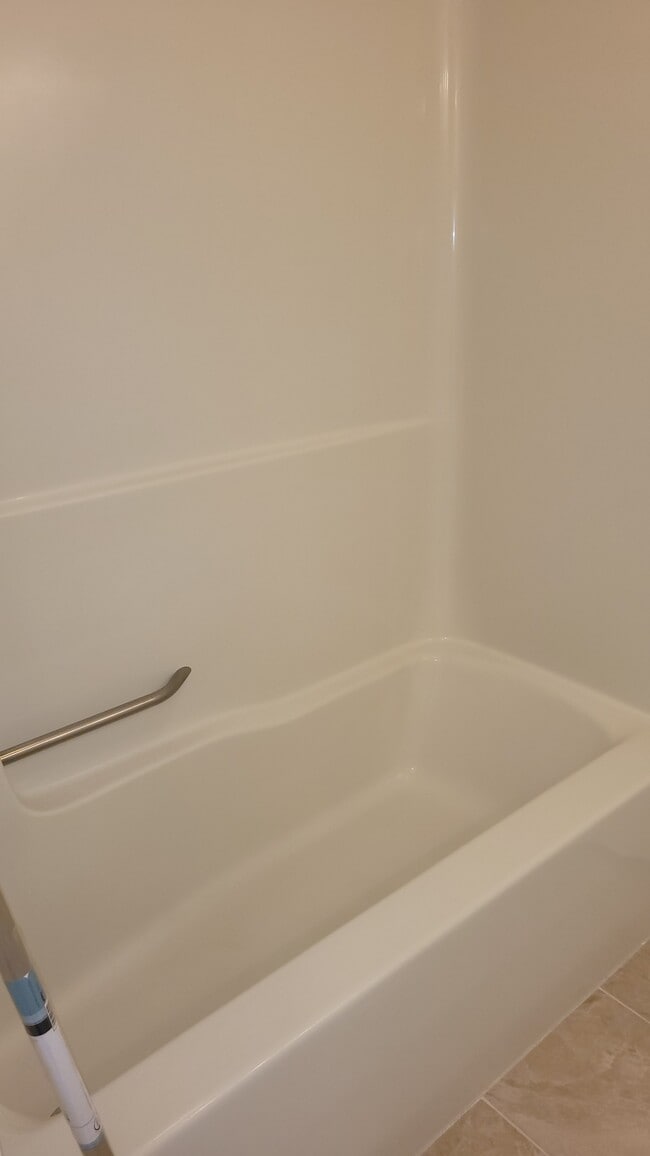 Building Photo - 148 Breakwater Dr