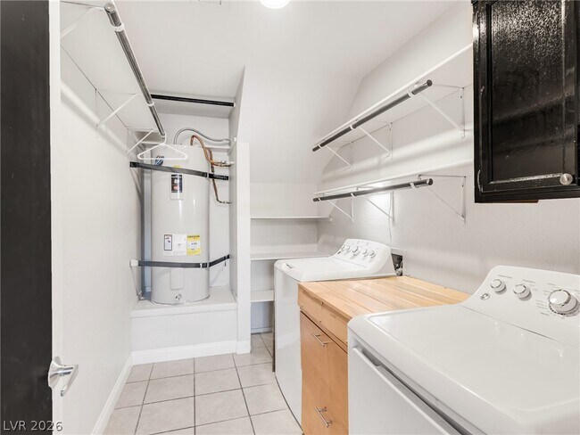 Building Photo - 4036 Nook Way