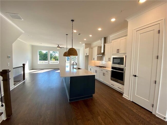Building Photo - 435 Ashbury Dr