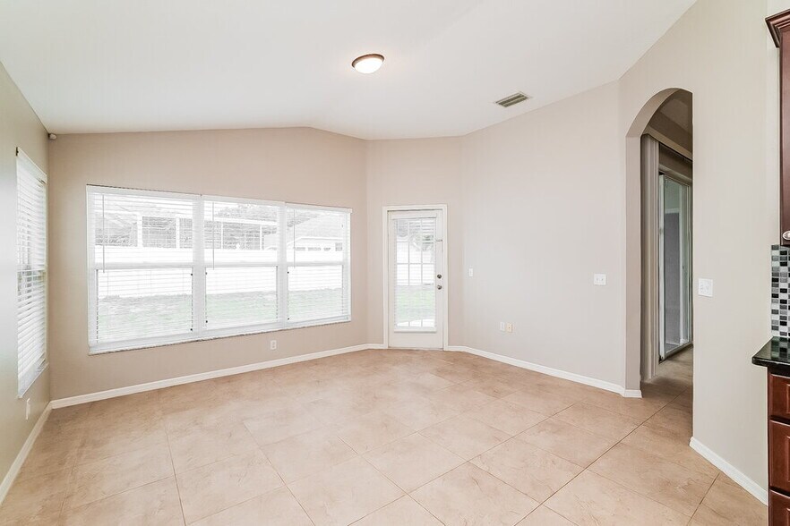 Building Photo - 12610 Rockrose Glen