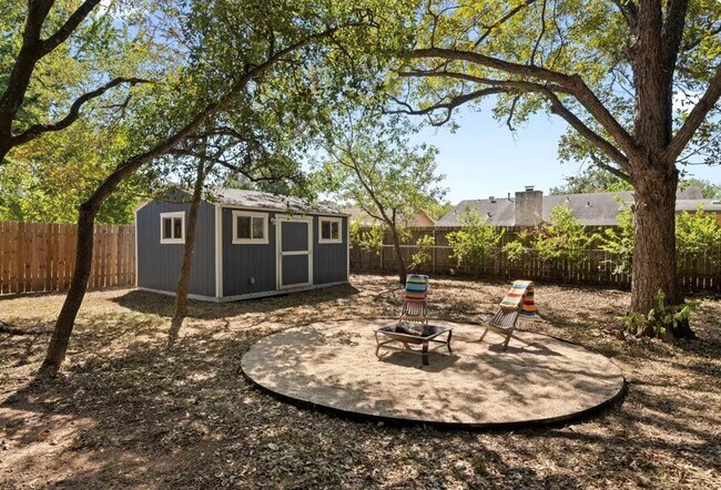 Building Photo - 407 Westmorland Dr