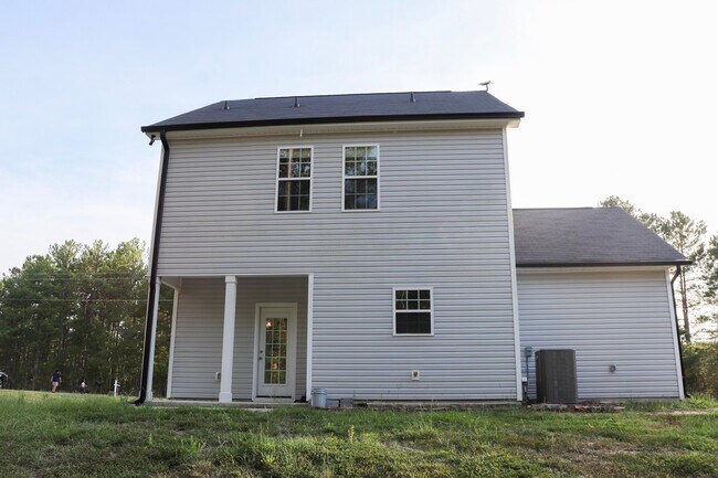 Building Photo - 772 Roberts Rd