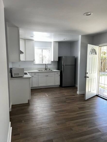 Remodeled kitchen - 2734 Martha Ave