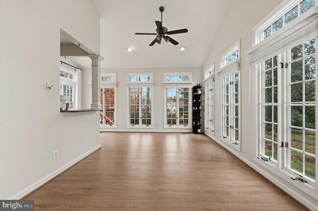 Building Photo - 4924 Berkshire Woods Dr